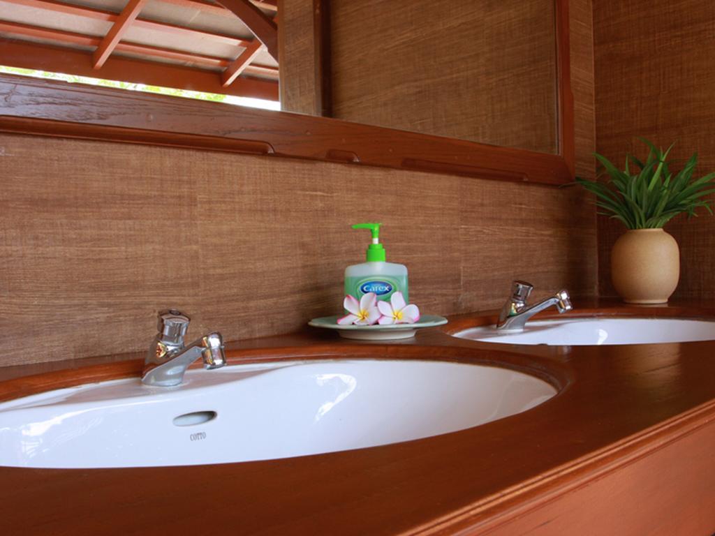 Baan Siriporn Resort Samut Songkhram Buitenkant foto
