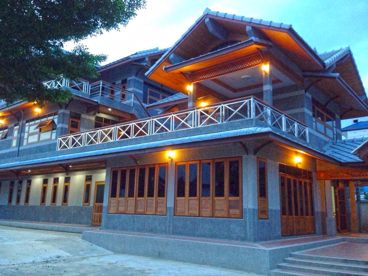 Baan Siriporn Resort Samut Songkhram Buitenkant foto