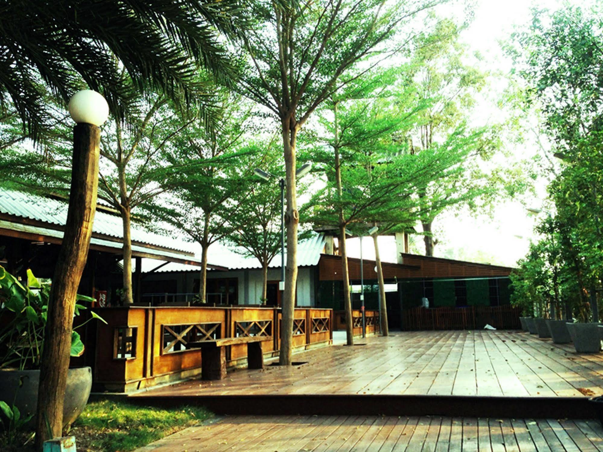 Baan Siriporn Resort Samut Songkhram Buitenkant foto